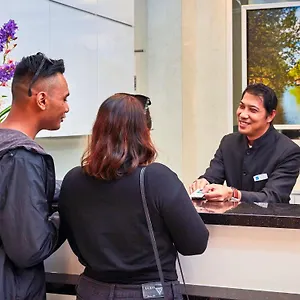 新加坡宜必思快捷酒店-如切 ** 新加坡