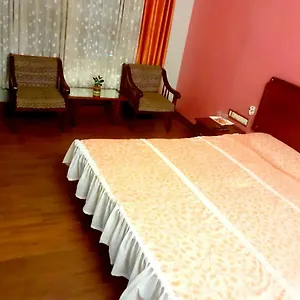 https://athens-the-budget-wing-of-komala-hotel.hotels-alappuzha.com